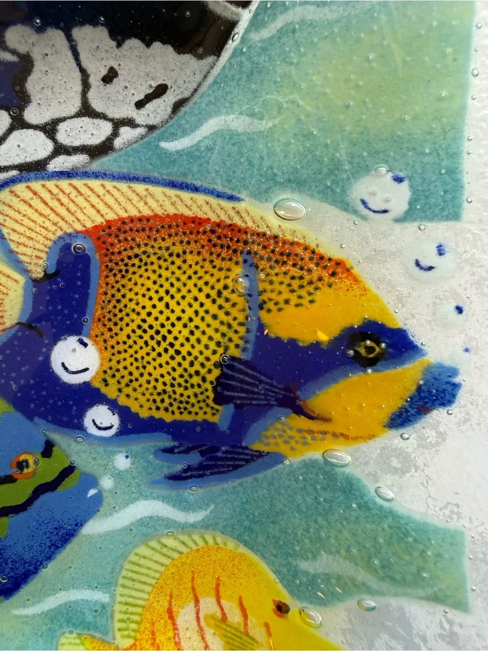 Peggy Karr Fused 12” Glass Multicolor Tropical Fish Decorative Art Plaque Bowl